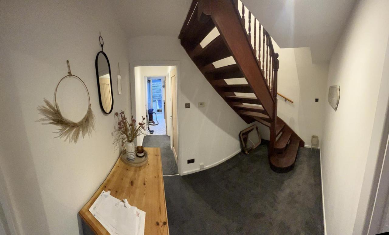 House Sleeps 8. 2Bedrooms & Sofa Beds In Sitting Room Bath Luaran gambar